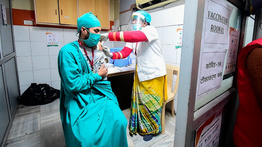 Volunteers and Health officials are seen during a dry run or a mock drill for the Covid-19 coronavirus vaccine. Credit: AFP Photo