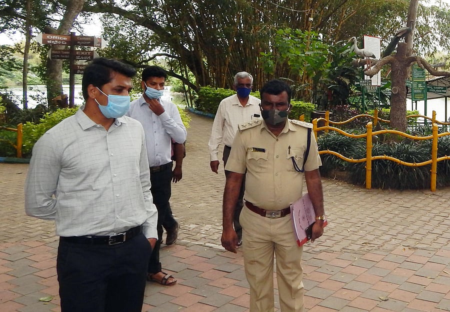 DCF K C Prashant Kumar visit the Ranganathittu Bird Sanctuary, in Srirangapatna, Mandya district, on Wednesday. DH PHOTO