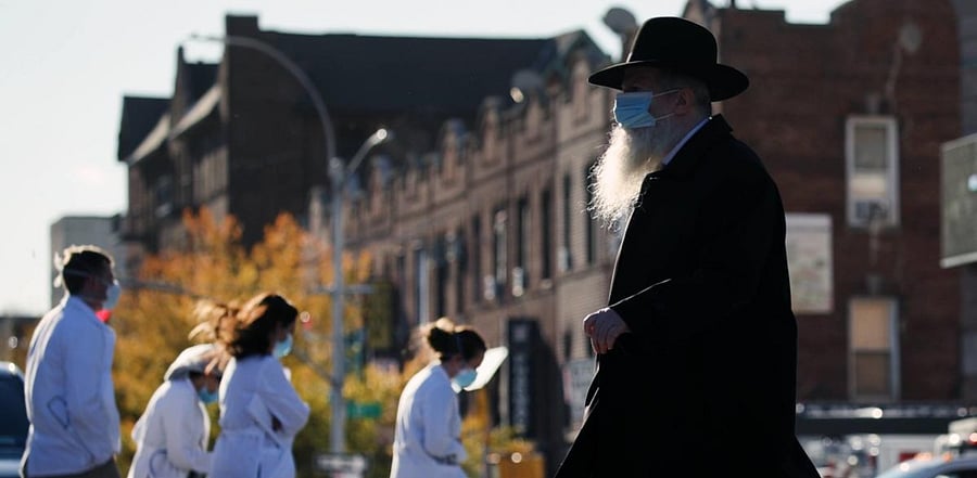 California hospitals struggling with a skyrocketing coronavirus surge are trying to prepare for the possibility that they may have to ration care for lack of staff and beds. Credit: AFP Photo