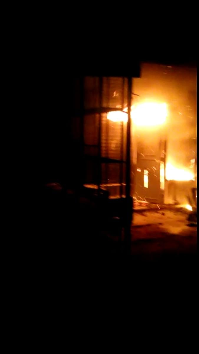 Fire in an electronic goods repair shop at Suntikoppa.