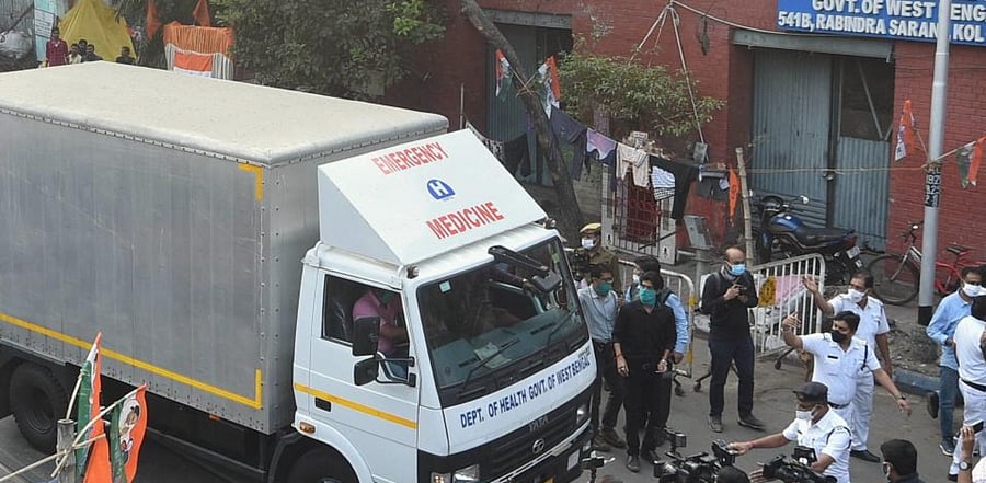 The first batch of Covishield vaccine reaches central storage facility, in Kolkata, Tuesday, Jan. 12, 2021. Credit: PTI Photo