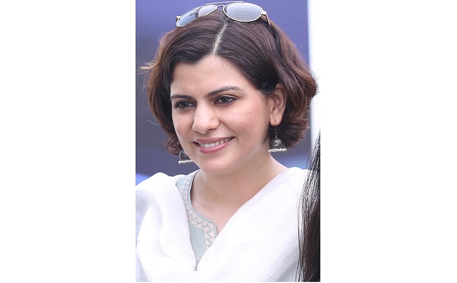 Nidhi Razdan--Young Thinkers Conversation in Delhi. Credit: British High Commission, New Delhi/Wikimedia Commons