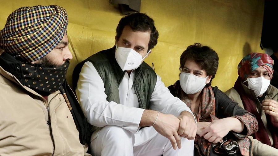 Congress leaders Rahul Gandhi and Priyanka Gandhi during their protest against Centre's farm reform laws, at Jantar Mantar in New Delhi. Credit: PTI/AICC handout.