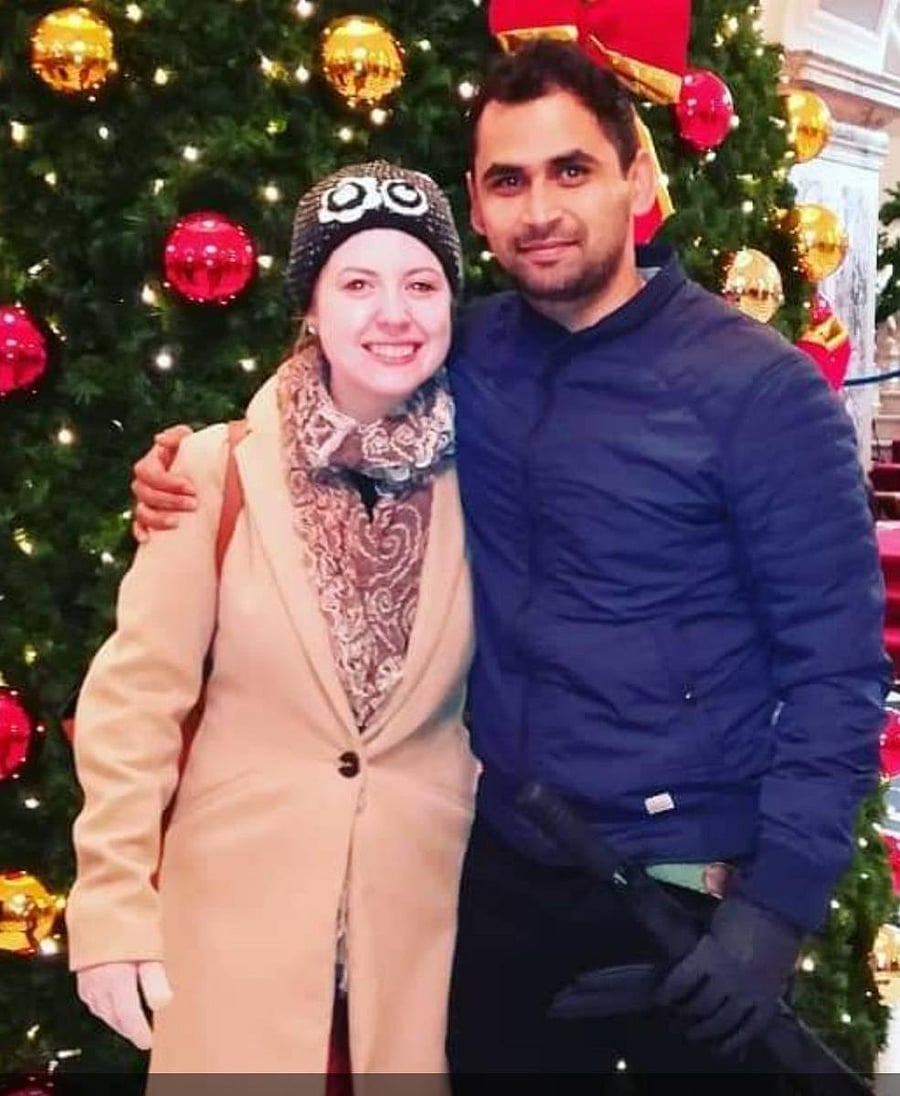 Former Karnataka and India junior player Steve Lazars with his Irish wife Jenny.