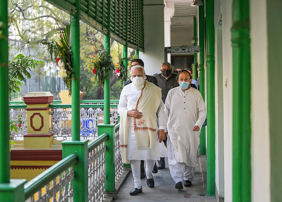 Prime Minister Narendra Modi during his visit to Netaji Bhavan on the birth anniversary of Netaji Subhas Chandra Bose, in Kolkata, Saturday, Jan. 23, 2021. Credit: PIB/PTI Photo