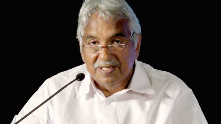 Senior Congress leader Oommen Chandy. Credit: PTI File Photo