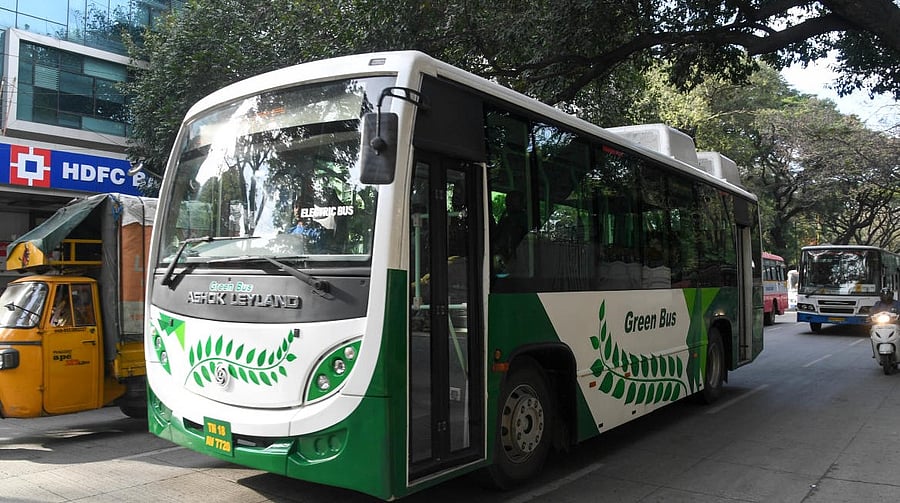 BMTC Electric bus (BMTC Green Bus) on traffic trail run, at Nrupatunga road in Bengaluru on Sunday. DH Photo/ B H Shivakuma