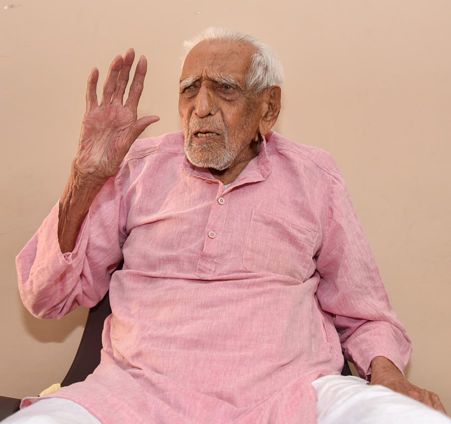 H S Doreswamy