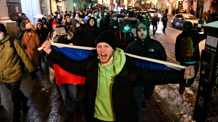People protest against a court decision ordered opposition leader Alexei Navalny jailed for nearly three years, in downtown Moscow. Credit: AFP.