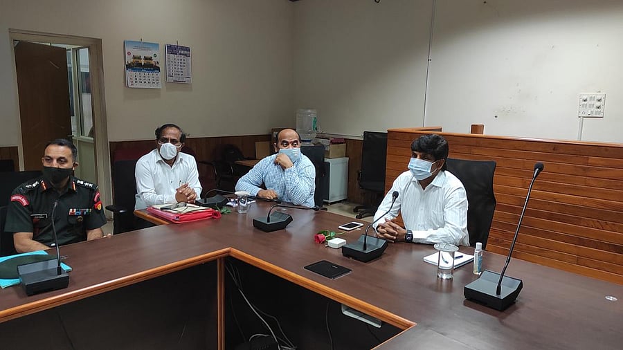 Deputy Commissioner G Jagadeesha chairs a preparatory meeting to discuss on army recruitment rally at DC's office in Manipal. Credit: Special arrangement.