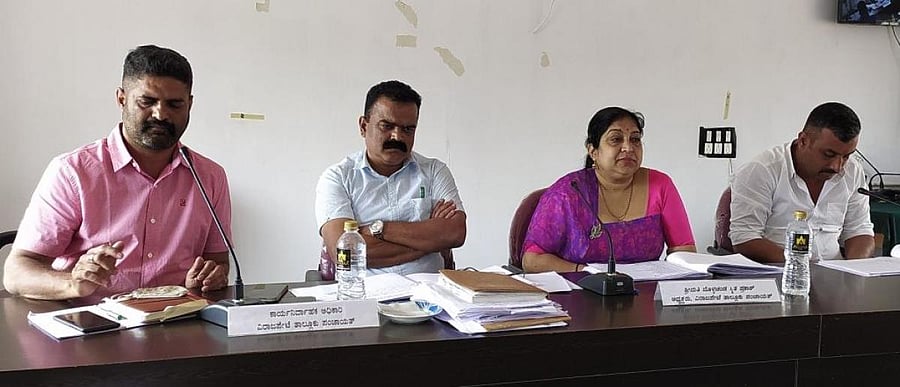 The general meeting of Virajpet Taluk Panchayat was presided by Taluk Panchayat president Bollachanda Smitha Prakash.