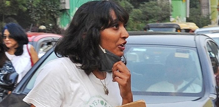 Activist Disha Ravi during an awareness campaign. Credit: DH Photo