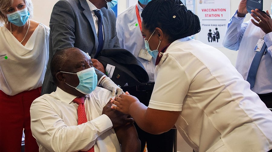 South African President Cyril Ramaphosa is inoculated with a Covid-19 vaccine shot at the Khayelitsha Hospital in Cape Town on February 17, 2021. Credit: AFP Photo