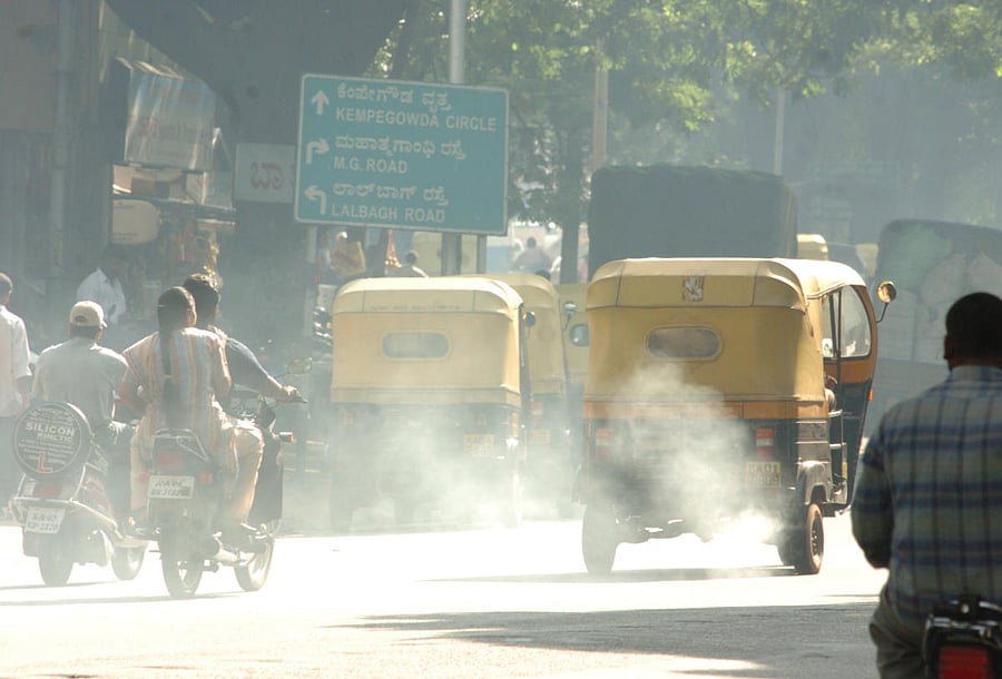The temporary improvement in air quality seen during the lockdown was lost soon as unlock measures led to pollution levels bouncing back. Credit: DH Photo