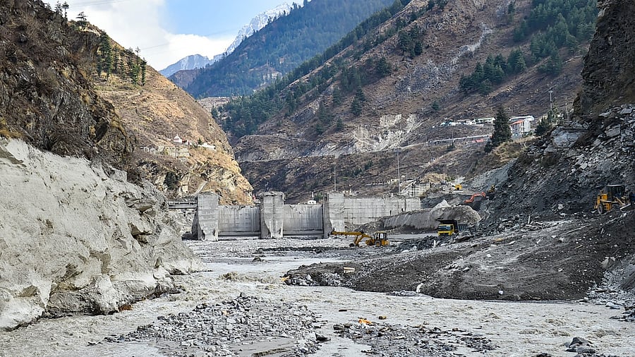 A view of the rescue and restoration work at the damaged Tapovan barrage. Credit: PTI File Photo