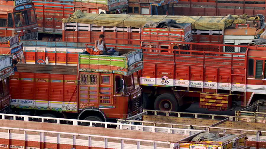 Image from the nationwide strike to protest against rising fuel prices and the GST rules, in Mumbai. Credit: Reuters Photo