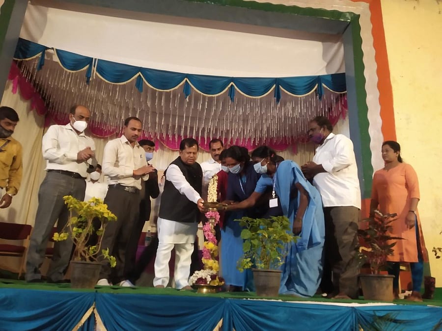 State Safai Karmachari Commission chairman Kote M Shivanna inaugurates a programme on interaction with civic workers in Madikeri. 