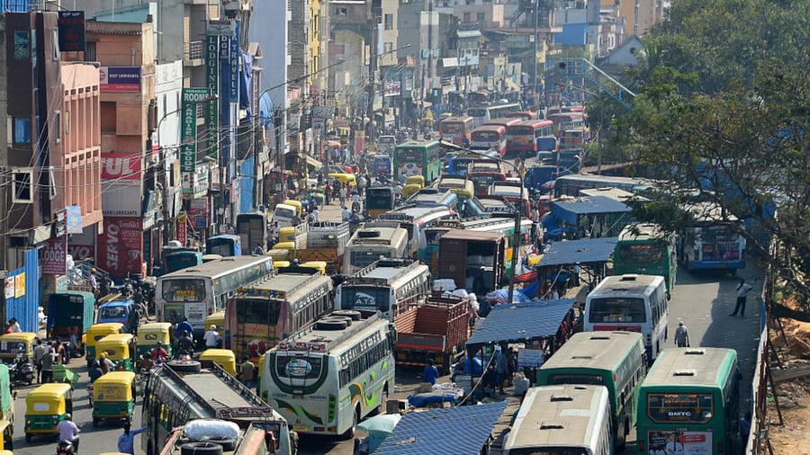 Kalasipalyam is old and needs space; that is true. Credit: DH Photo