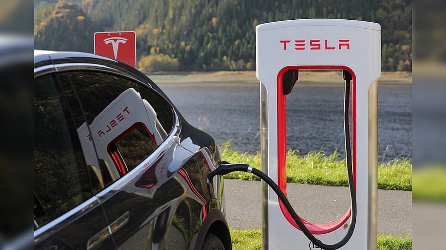 Tesla cars can now be bought with Bitcoin. Picture credit: Pixabay