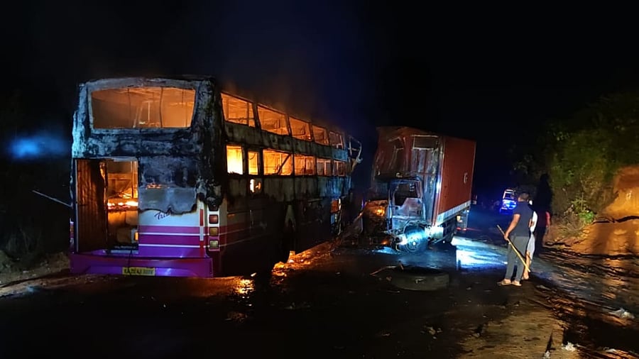 The bus driver and passengers who suffered minor injuries were shifted to the hospital. Credit: DH Photo