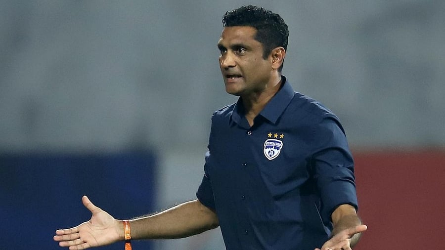 Naushad Moosa, Interim head coach of Bengaluru during match 65 of the 7th season of the Hero Indian Super League between Kerala Blasters FC and Bengaluru FC. Credit: Faheem Hussain/ Sportzpics for ISL.