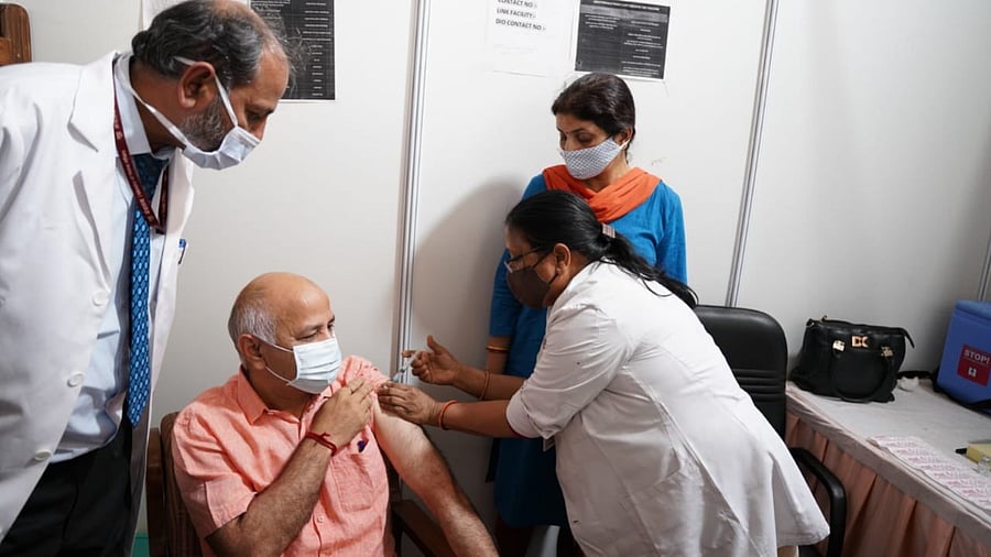 Center Govt should provide vaccine for all without age restrictions, Sisodia said. Credit: Twitter/@msisodia