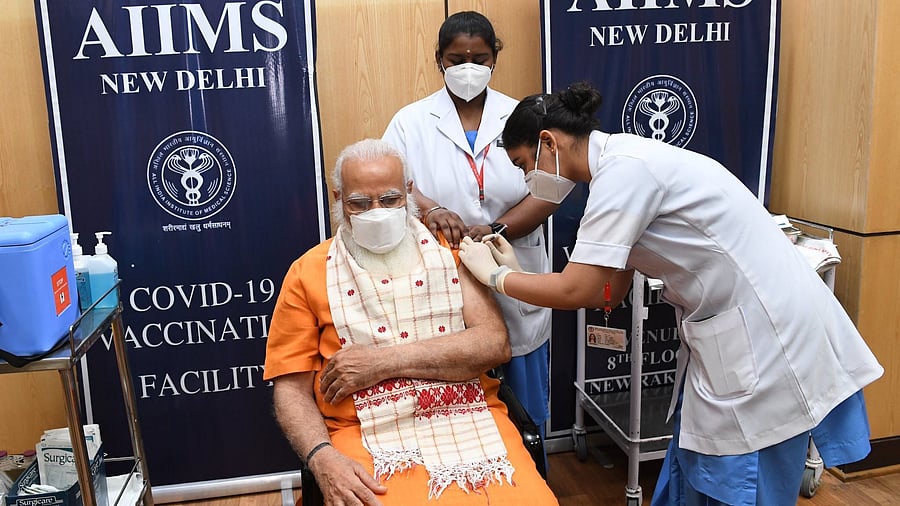 PM Modi gets Covid-19 jab. Credit: twitter/@narendramodi