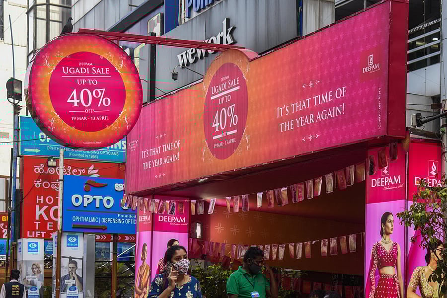 Businesses in prime locations are concerned about the rapidly depleting footfall. DH Photo by S K Dinesh
