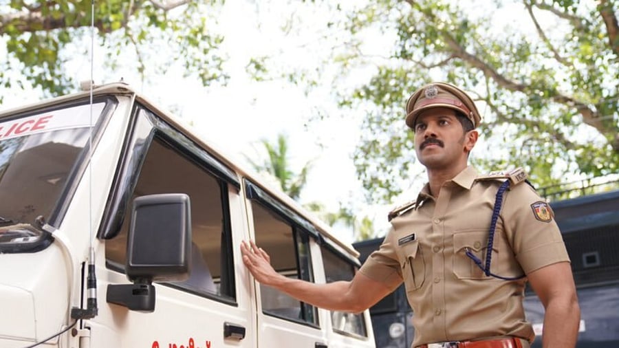 Dulquer Salmaan in 'Salute'. Credit: Twitter/ @dulQuer