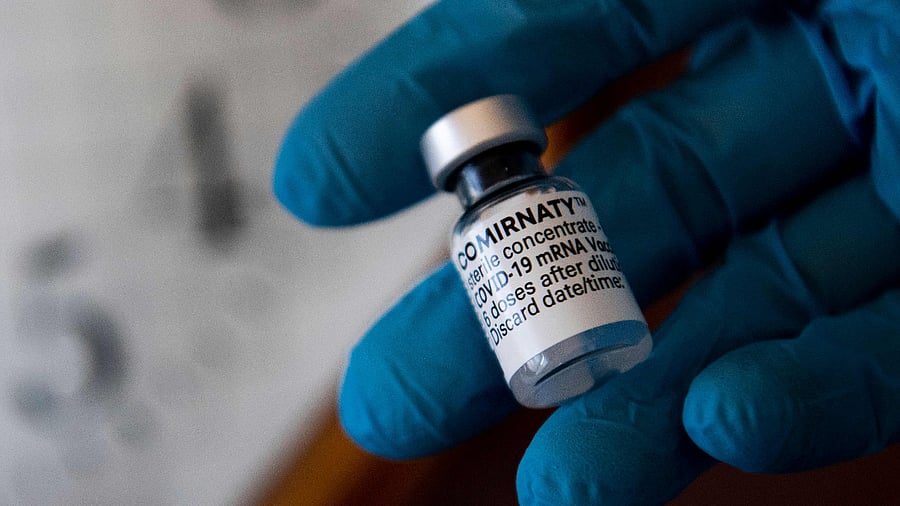 A dose of a single-shot Comirnaty Pfizer-BioNTech Covid-19 vaccine. Credit: AFP Photo