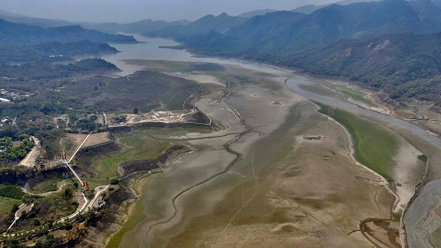 An almost dried up Zenwen Dam in Chiayi county, southern Taiwan. Credit: AFP Photo