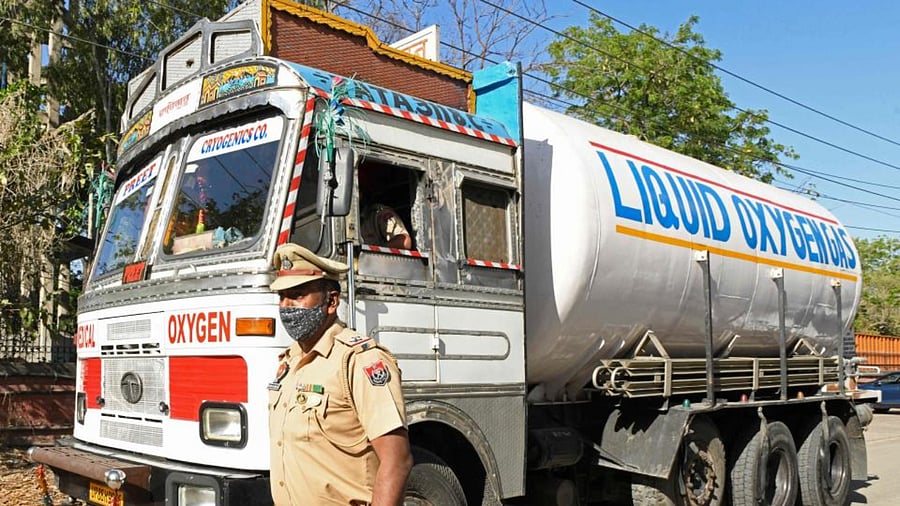 The Central government has taken a number of steps to deal with the medical oxygen crisis in some parts of the country due to the increasing demand as the second wave of coronavirus engulfed several states. Credit: PTI Photo