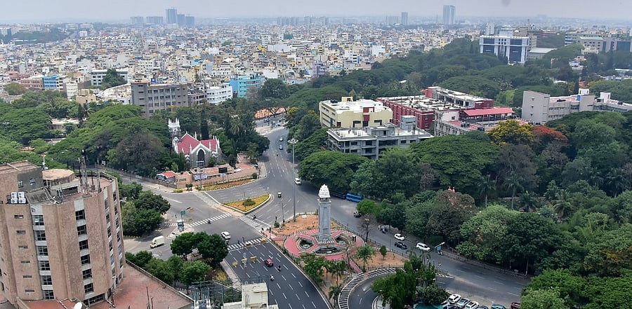 Bengaluru urban district now has 3,01,712 active cases. Credit: PTI Photo