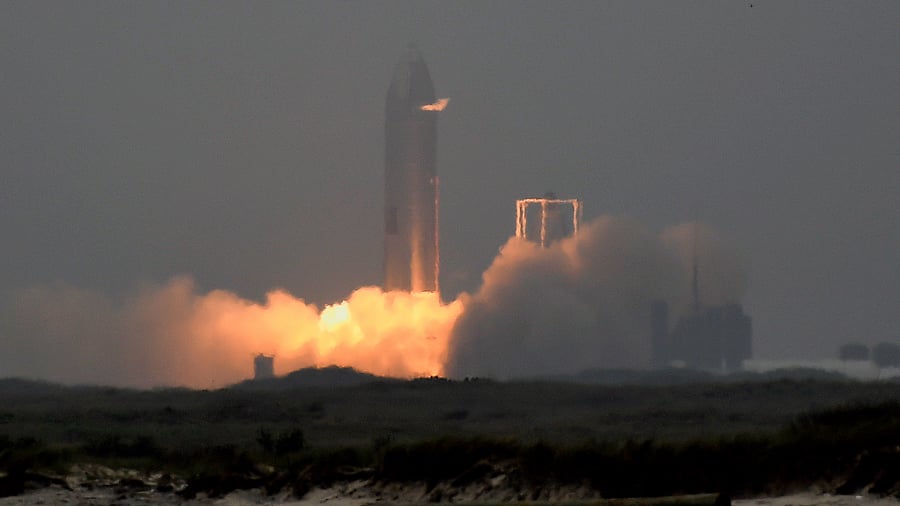 SpaceX conducts test launch of SN15 starship prototype from Boca Chica, Texas. Credit: Reuters Photo