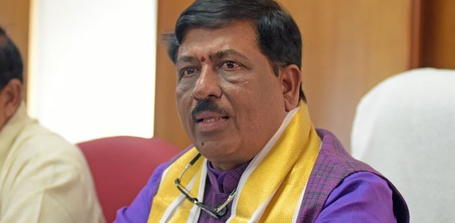 Karnataka Mines & Geology Minister Murugesh Nirani. Credit: DH Photo