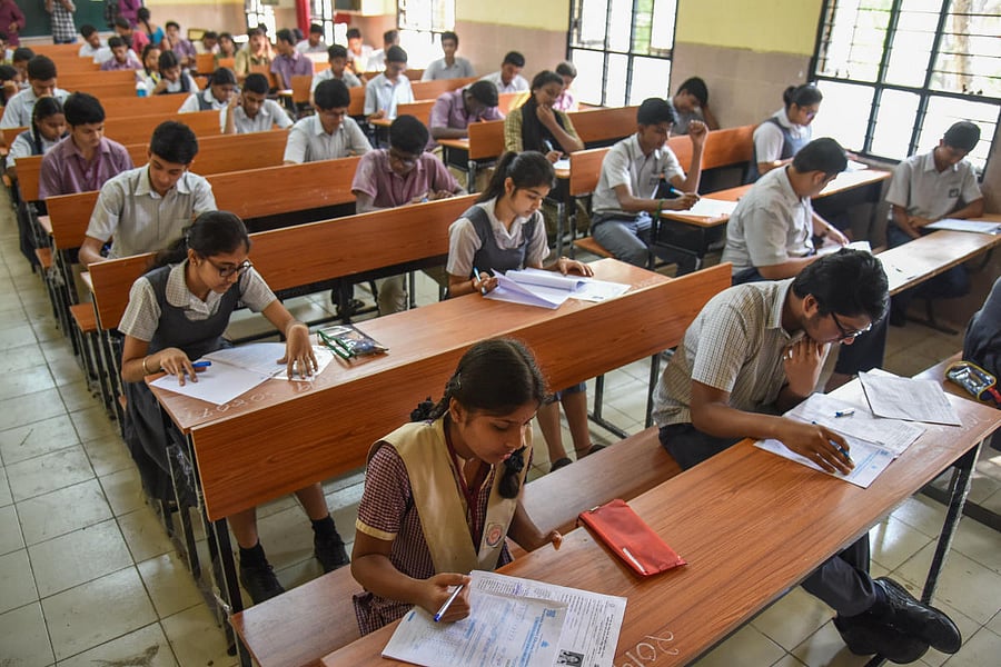 The CBSE has cancelled the Class 10 board exams and instead will go with an 'objective criterion' to evaluate students. DH Photo