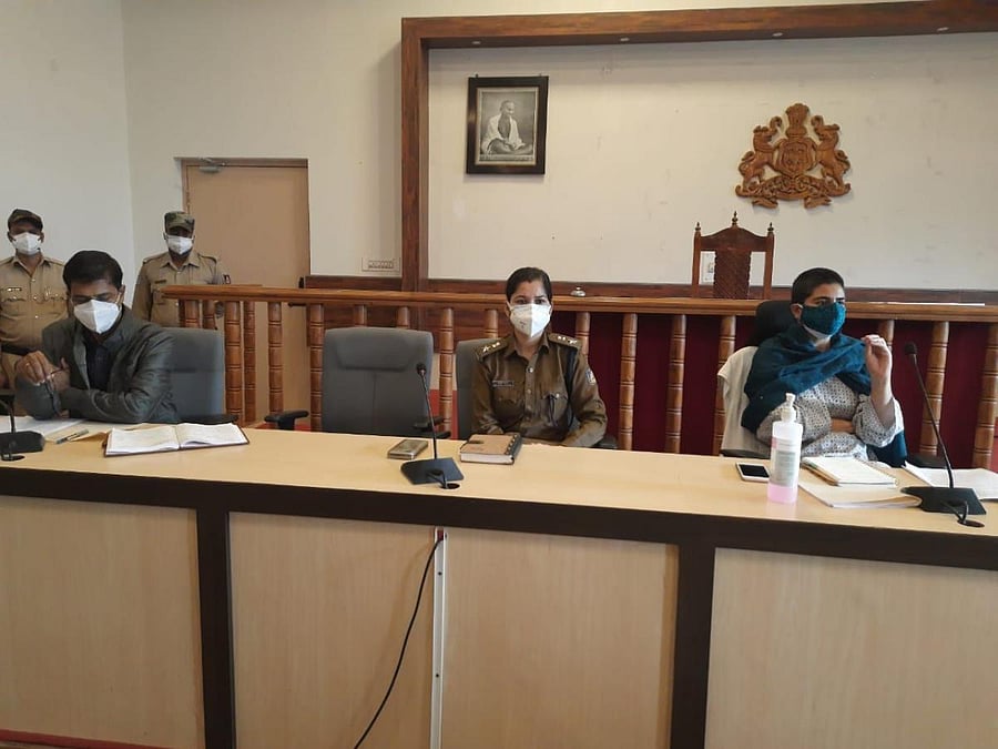 Deputy Commissioner Charulata Somal convenes a meeting at her office in Madikeri on Wednesday.