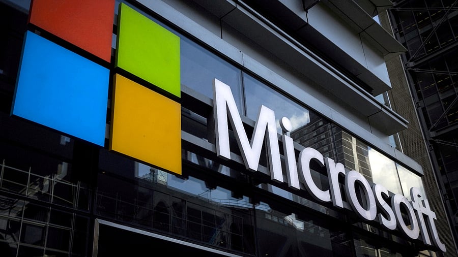 Microsoft Corp is pulling the plug on its once omnipresent browser, Internet Explorer. Credit: Reuters File Photo