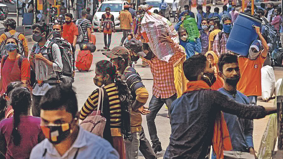 The seropositivity was higher in metropolitan cities like Bengaluru with 19 per cent to 20 per cent compared to other districts. Credit: DH Photo