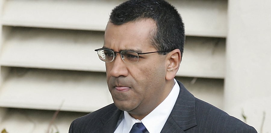 Martin Bashir arriving at Santa Barbara County Superior Court in 2005. Credit: AFP File Photo