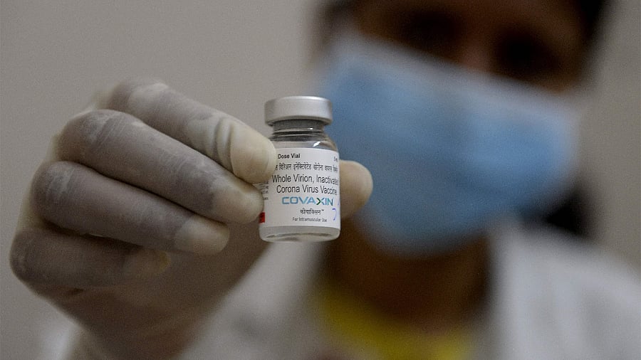 According to Crisil, while daily cases dipped, testing continued to increase as it grew 11 per cent last week, bringing down the test positivity rate to 13.1 per cent. Credit: AFP Photo