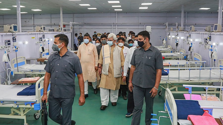 J&K Lt Governor Manoj Sinha during the inauguration of a 500-bedded Covid-19 hospital, prepared by the DRDO, at Bhagwati Nagar in Jammu. Credit: PTI Photo