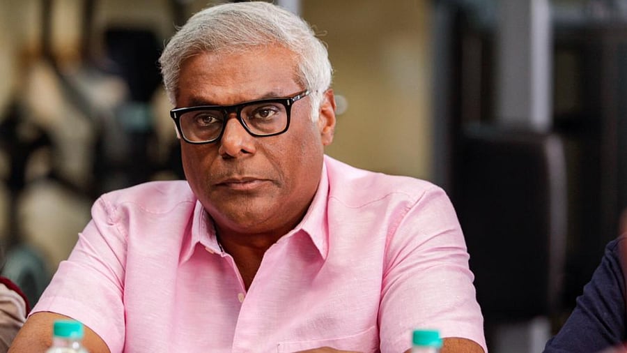 Ashish Vidyarthi in a still from 'Sunflower'. Credit: PR Handout