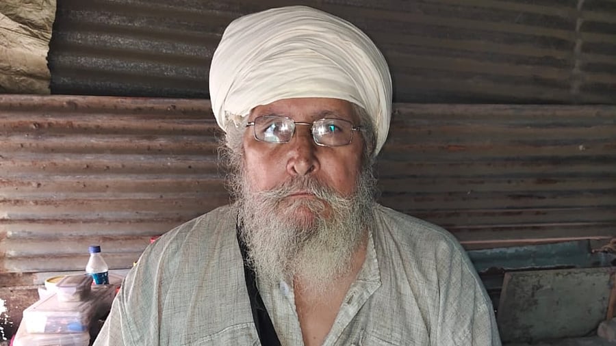 Octogenarian Baba Karnail Singh Khaira, popularly called Khaira Babaji. Credit: DH Photo