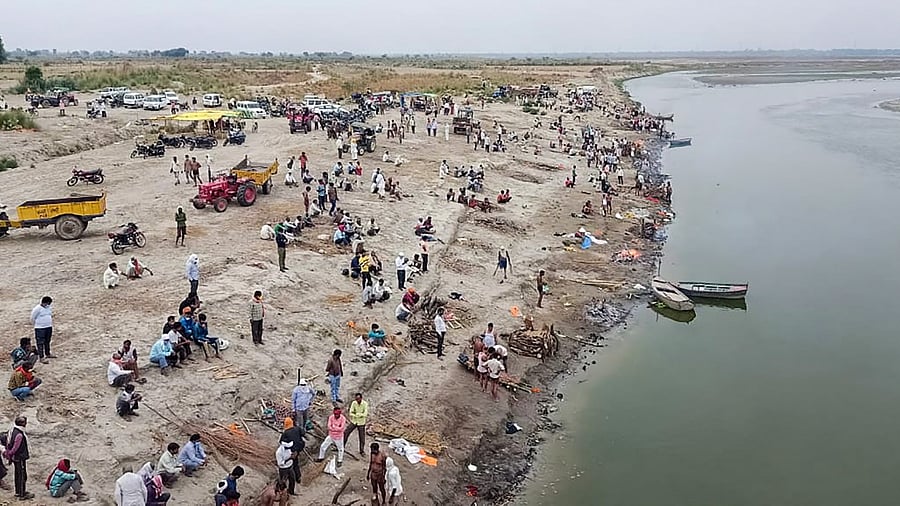 It said the Ganga originates from Uttarakhand and flows down to Uttar Pradesh, Bihar and West Bengal and floating of corpses in the river would cause environmental hazards. Credit: PTI file photo