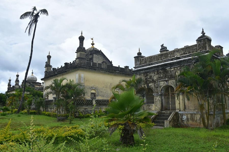 Rajara Gadduge in Madikeri.