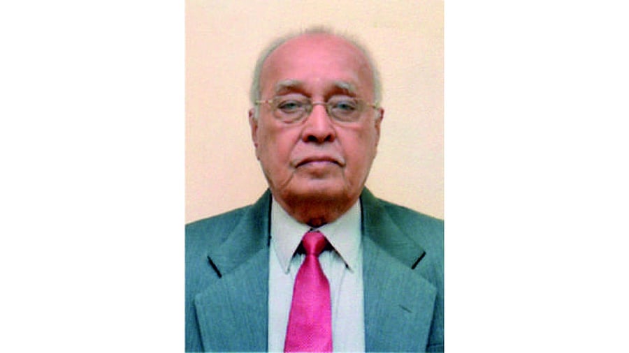 Prof M I Savadatti