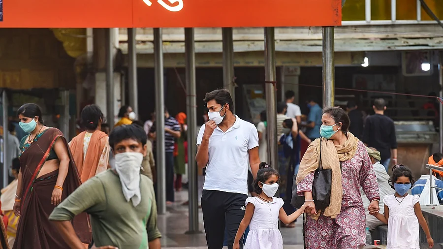 Devotes at Hanuman Mandir after further ease in Covid-19 lockdown restrictions, in New Delhi, Tuesday, June 8, 2021. Credit: PTI Photo
