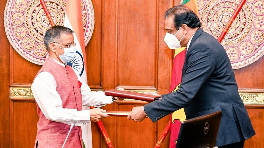 Photo credit: Twitter/@IndiainSL