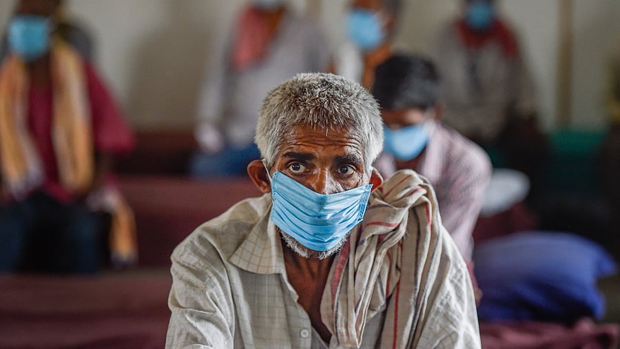 The study highlights that the emergence of a third wave of coronavirus could be substantially mitigated by the expansion of vaccination. Credit: PTI File Photo